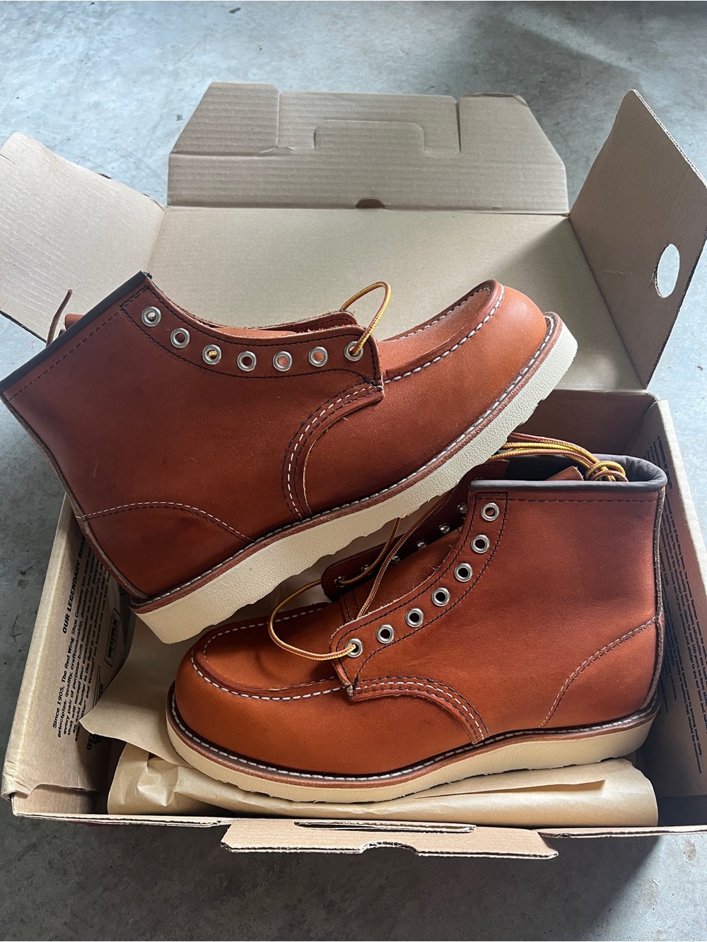 Red Wing Classic Moc